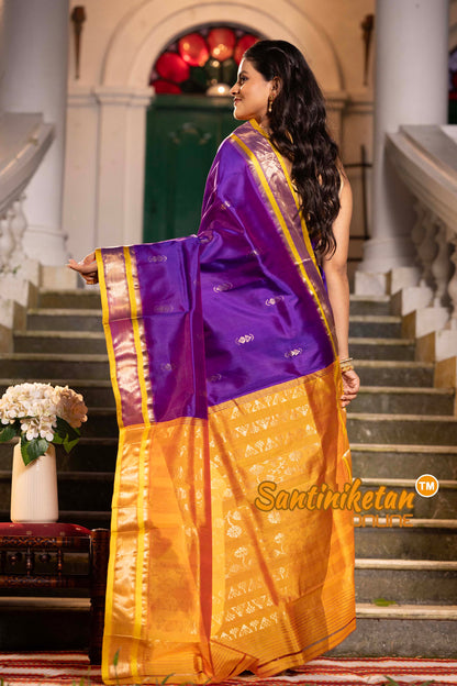 Kanjivaram Design Garad Silk Saree with Blouse SN2631833