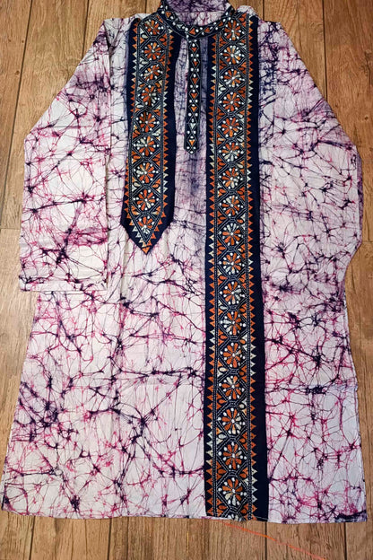 Off White Pure Cotton Batik with Kantha Work (Hand Embroidery) Panjabi