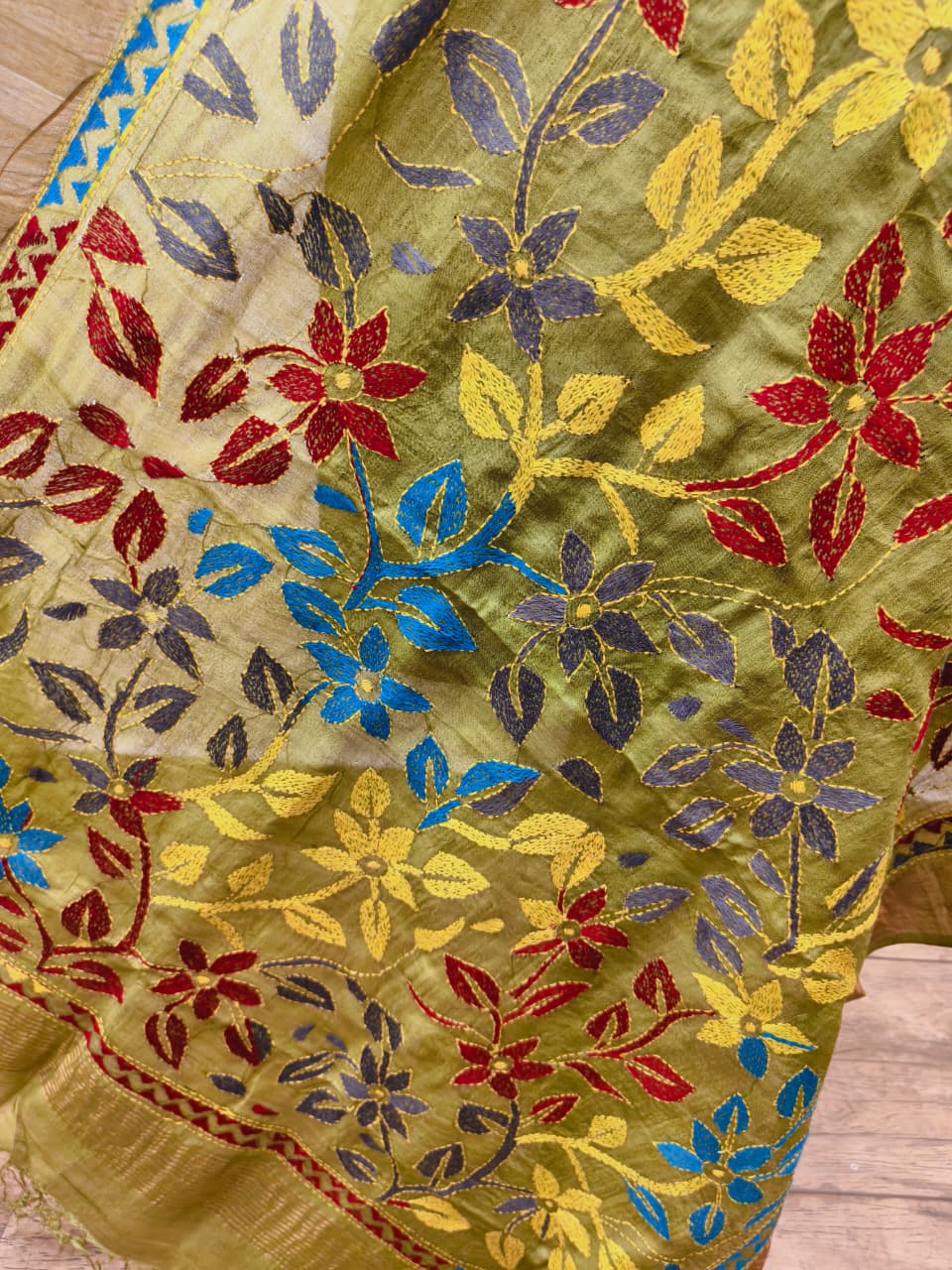 Zari Border Pure Tussar Kantha Stitch Dupatta SN26KD40