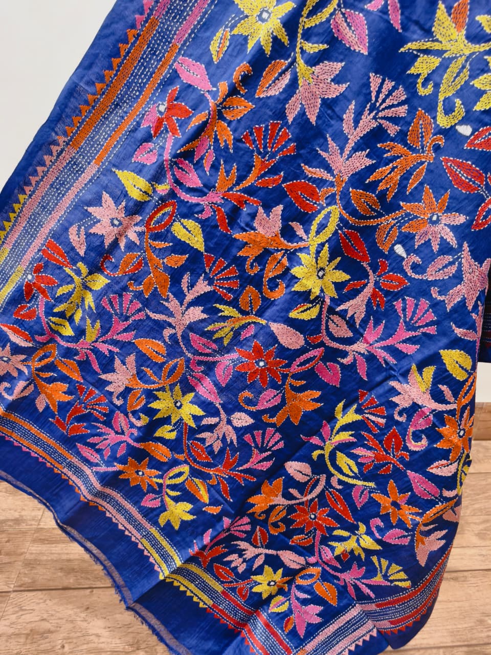 Pure Tussar Kantha Stitch Dupatta SN26KD43