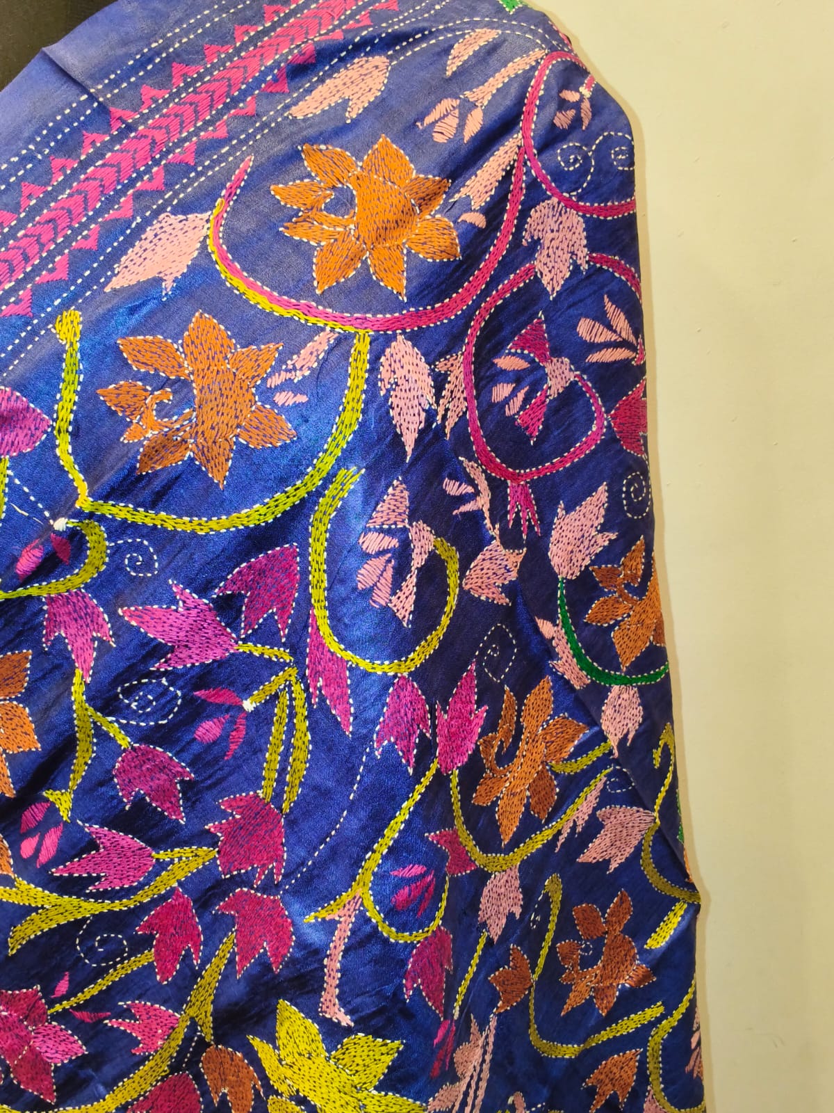 Pure Tussar Kantha Stitch Dupatta SN26KD59