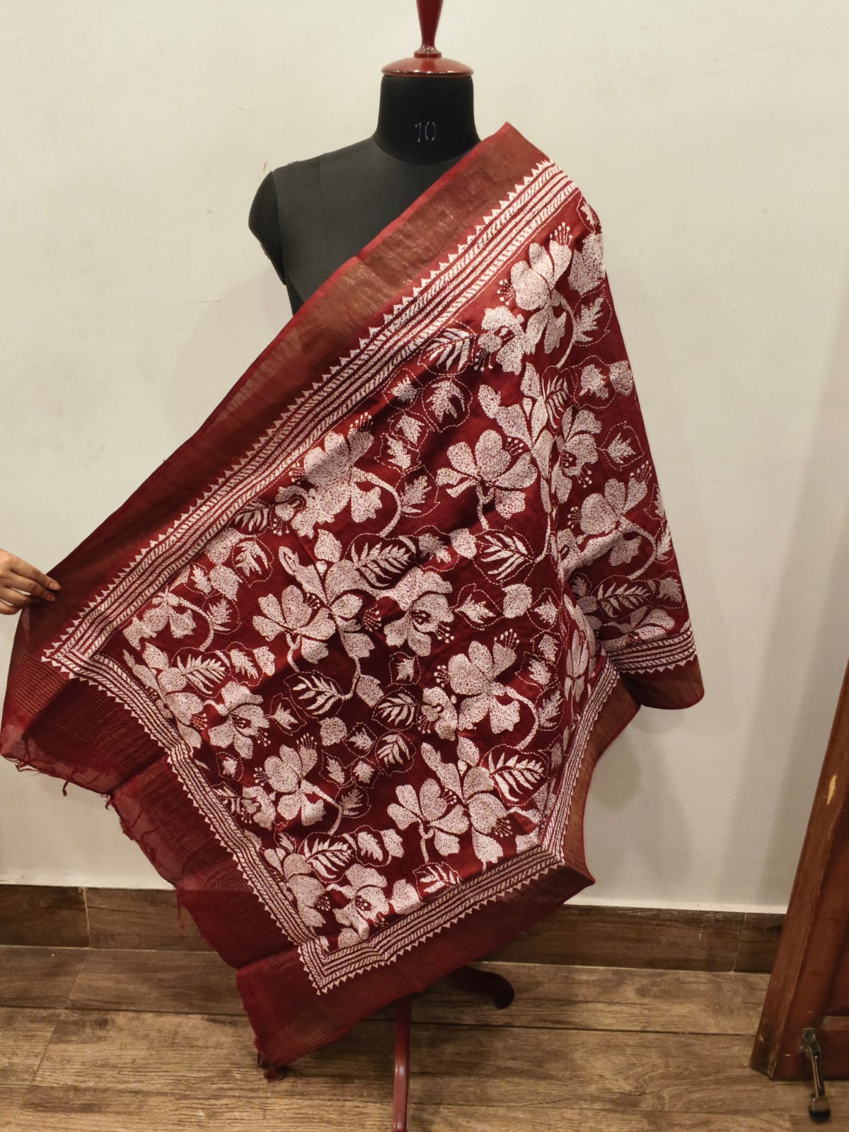 Zari Border Pure Tussar Kantha Stitch Dupatta SN26KD60