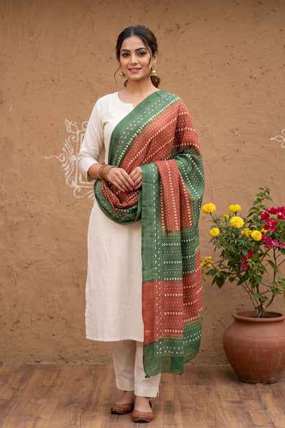 Pure Tussar Kantha Stitch Dupatta SN26KD71