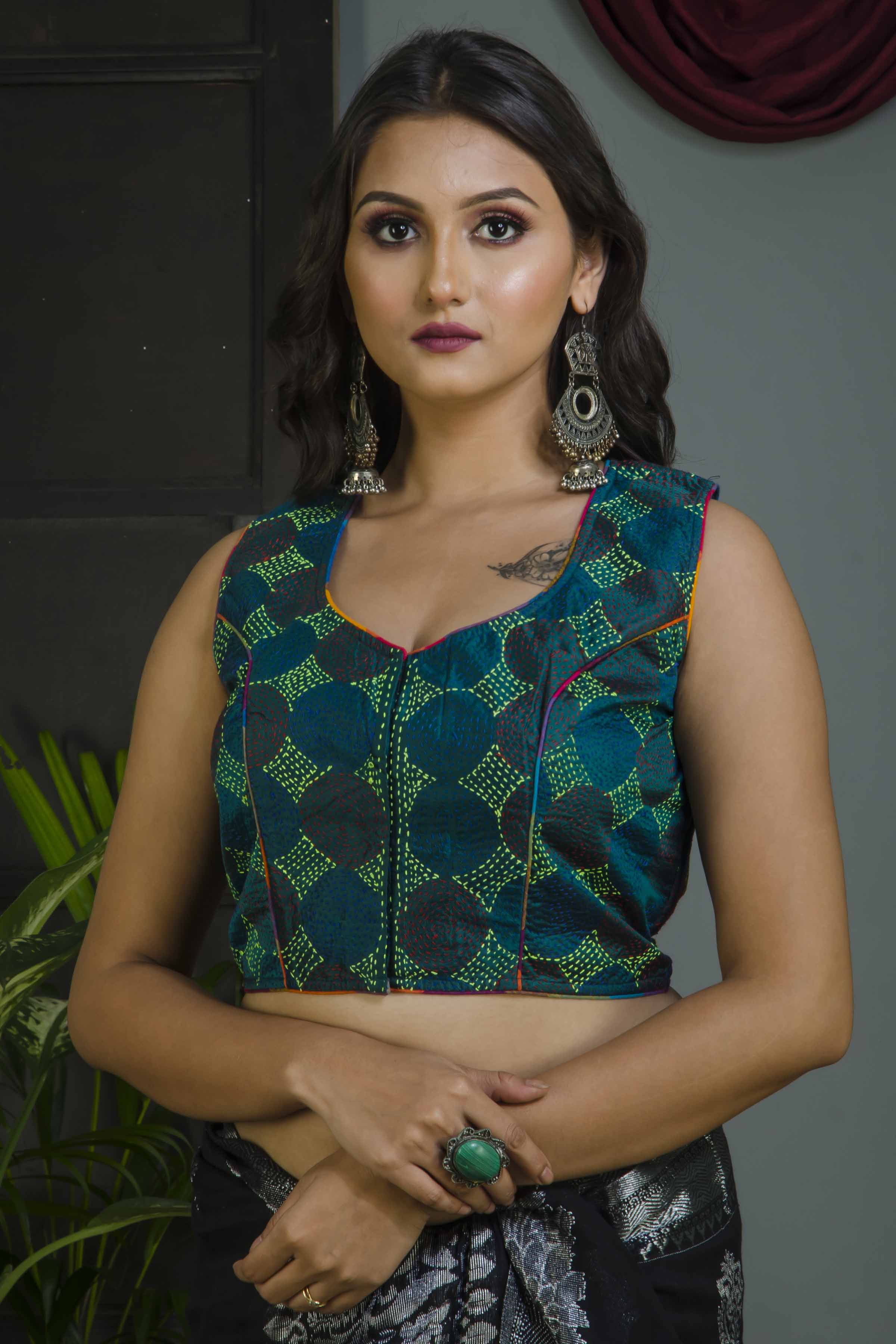Sleeveless Kantha Stitch Blouse SN20224634