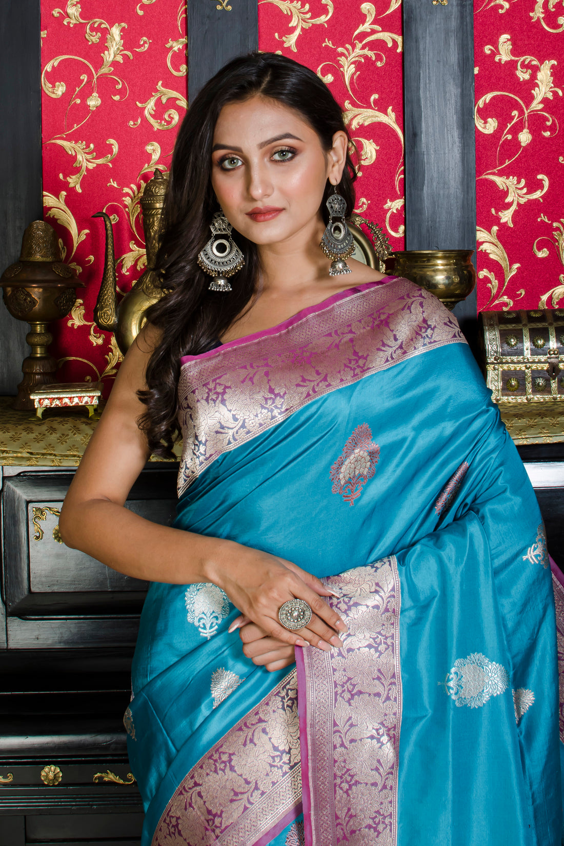 Sari SilkZari Zig Zag Kadhyal Style Border Meh 5 Col Buti SN20226137